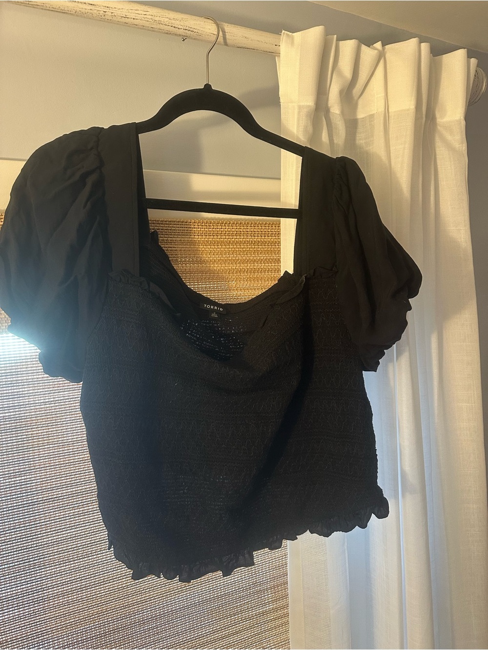 torrid Black Smocked Puff Sleeve Crop Top